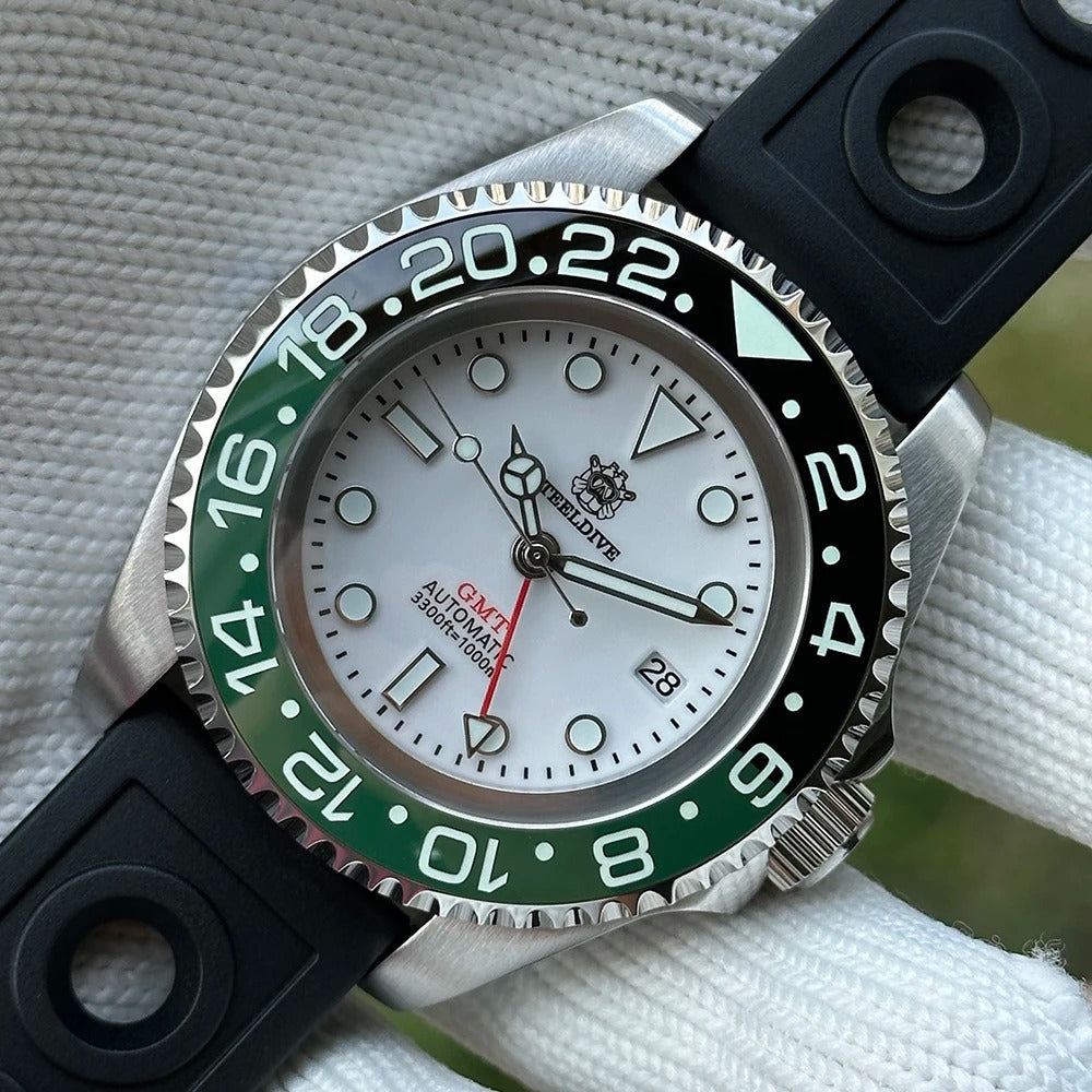 EU Pre-Owned Steeldive SD1964 45mm NH34 GMT Diver Watch