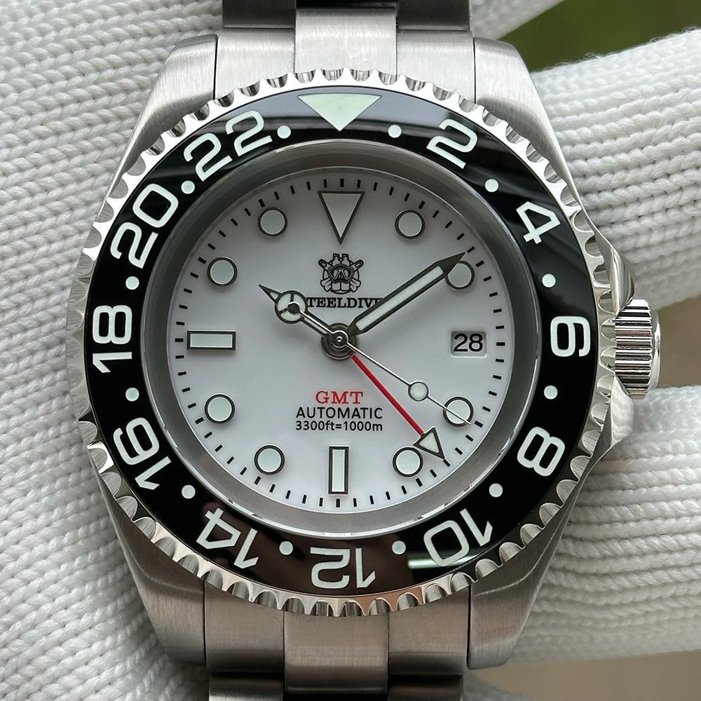 EU Pre-Owned Steeldive SD1964 45mm NH34 GMT Diver Watch