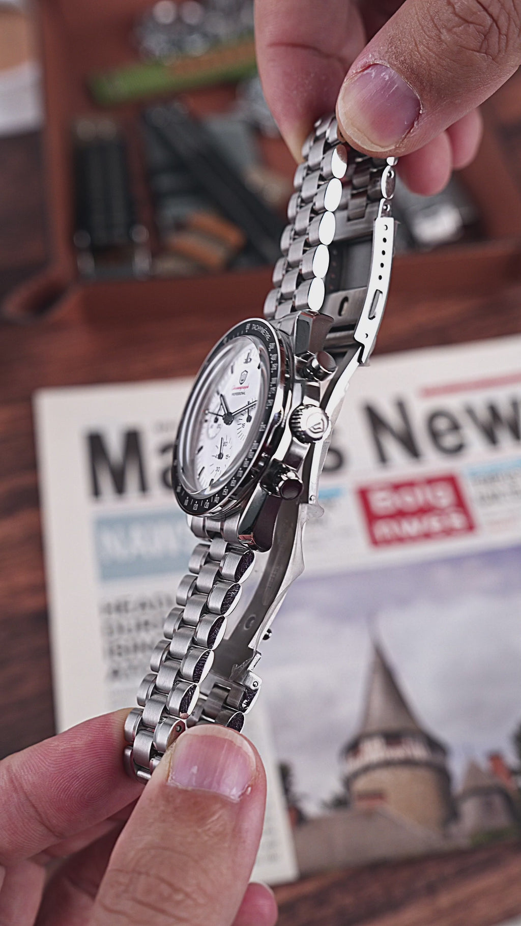 US Pre-Owned Watchdives WD1860 VK63 Chronograph Watch