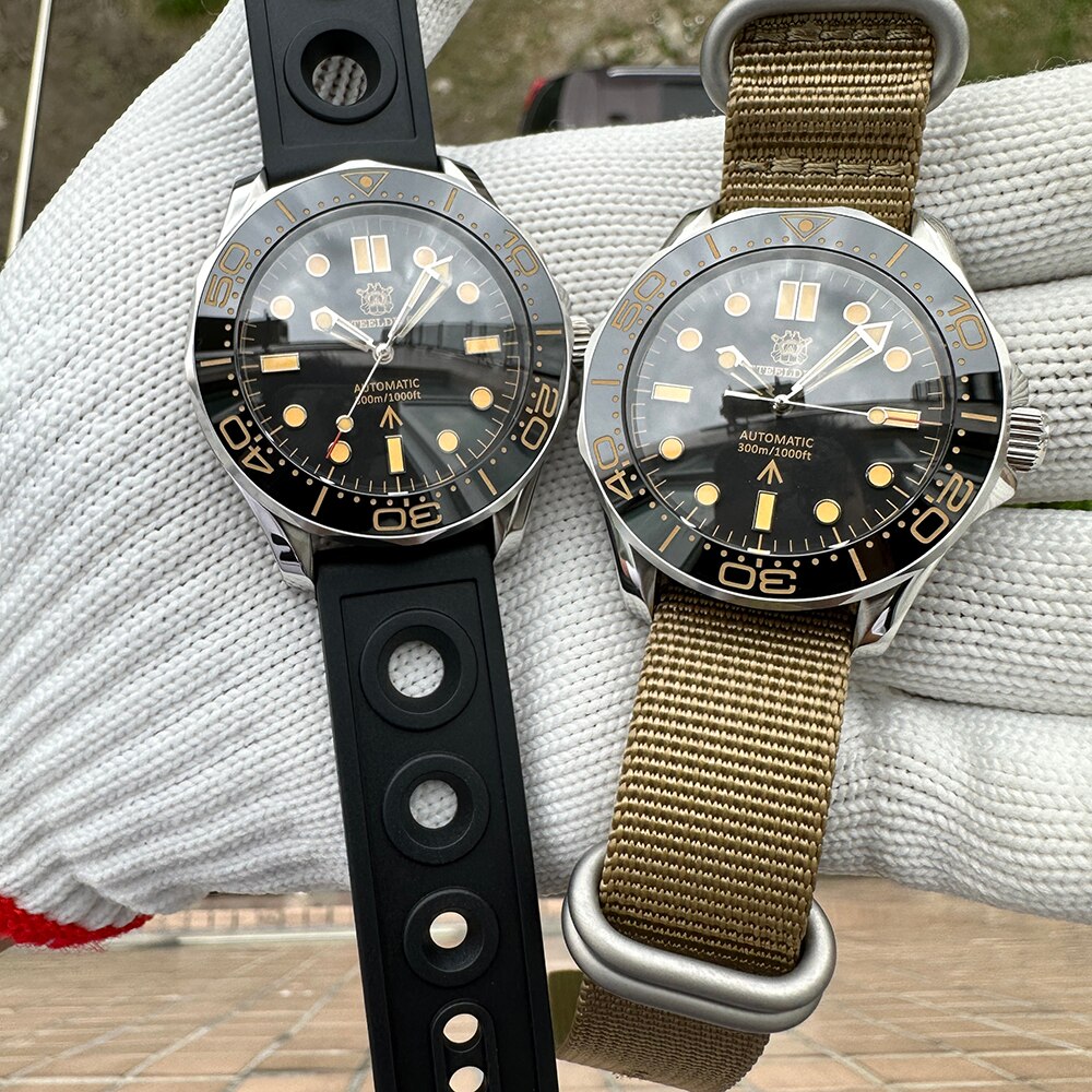 US Pre-Owned Steeldive SD1957 Vintage Sea Ghost Watch