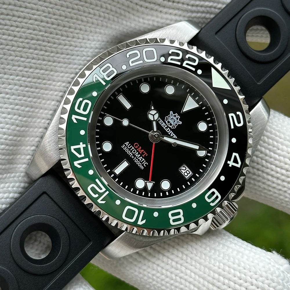 EU Pre-Owned Steeldive SD1964 45mm NH34 GMT Diver Watch