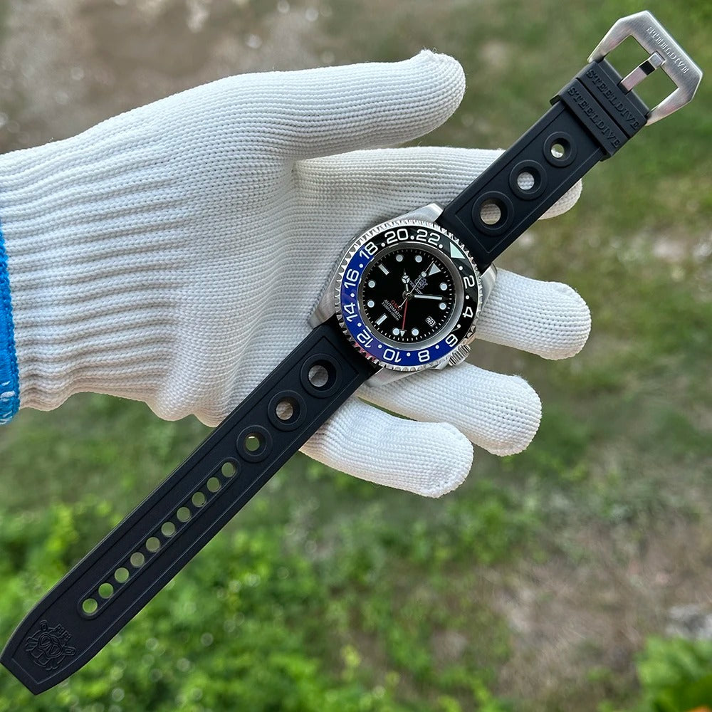 EU Pre-Owned Steeldive SD1964 45mm NH34 GMT Diver Watch