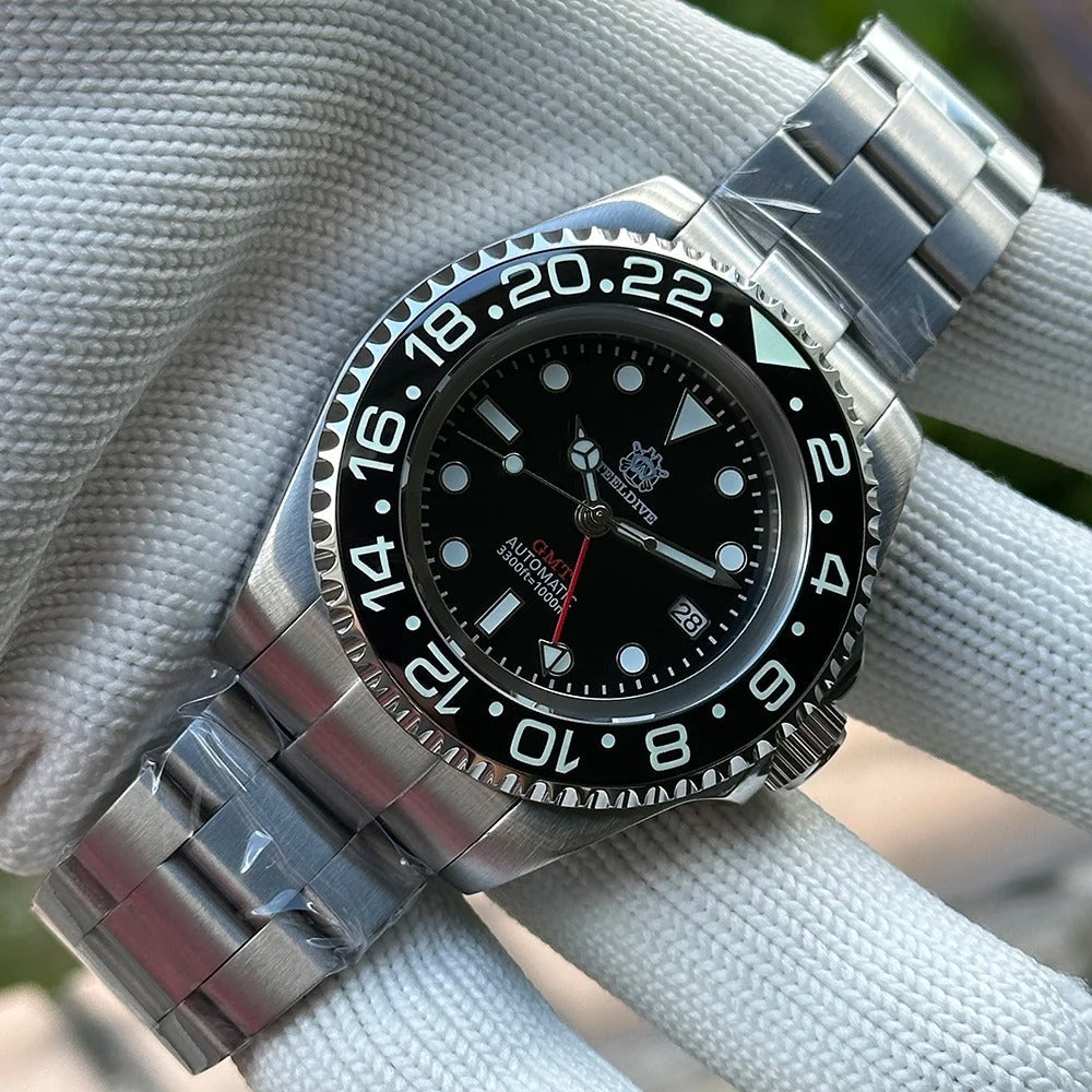 EU Pre-Owned Steeldive SD1964 45mm NH34 GMT Diver Watch