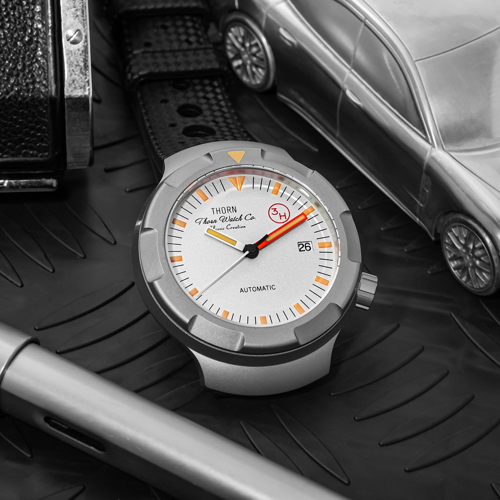 US Pre-Owned Thorn T011 Titanium Vintage Men Watch