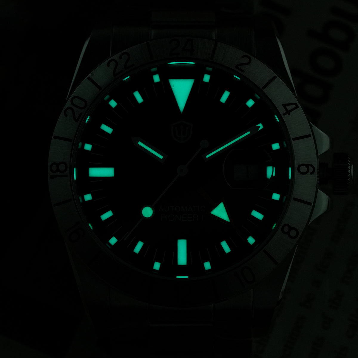 EU Pre-Owned Watchdives WD16570B 38mm 6460 GMT Watch V2