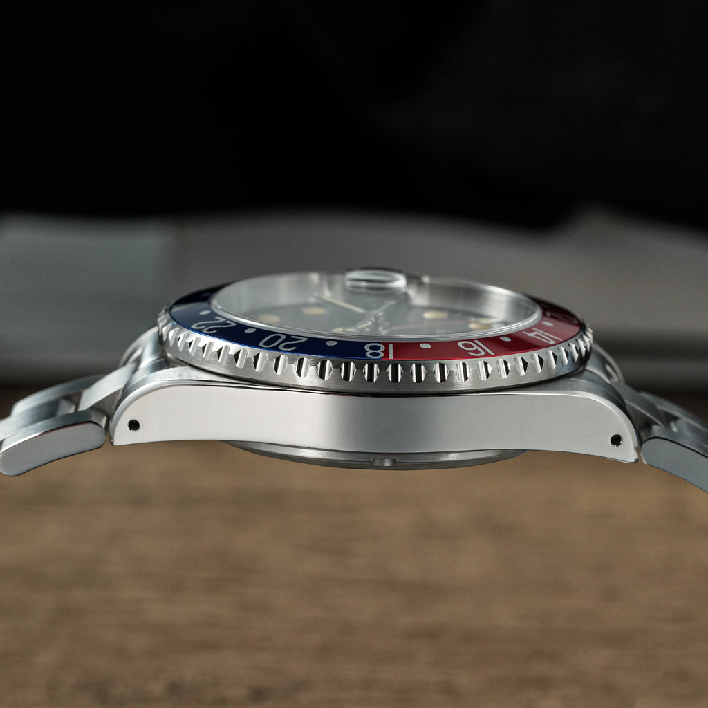 EU Pre-Owned Watchdives WD0014 Aluminum Bezel Vintage NH34 GMT Watch