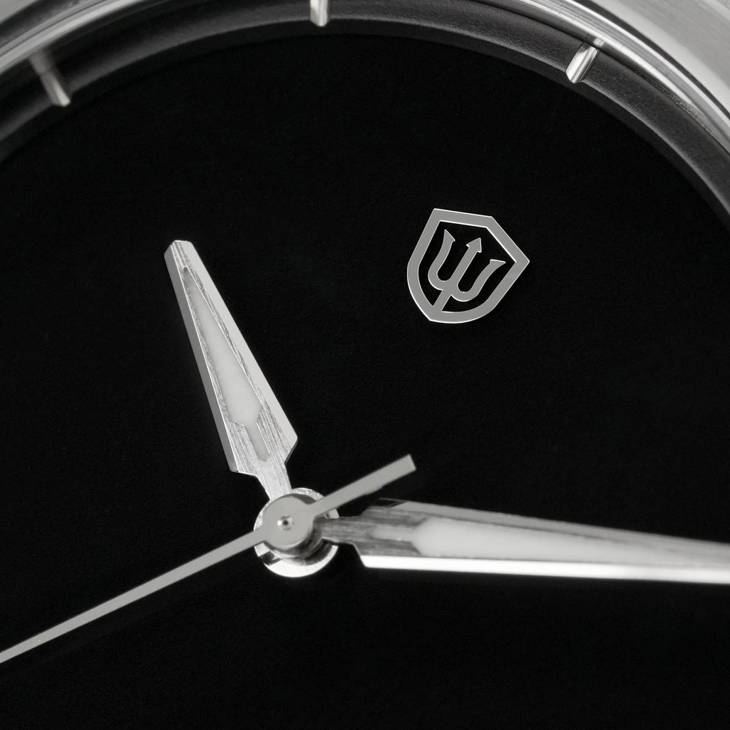 EU Pre-Owned Watchdives Premier WD0016B Square-Block Faceted Dial Original Design