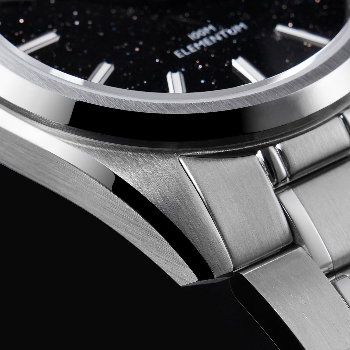 EU Pre-Owned-A Watchdives WD0003C Elementum 37mm VH31 Quartz Watch