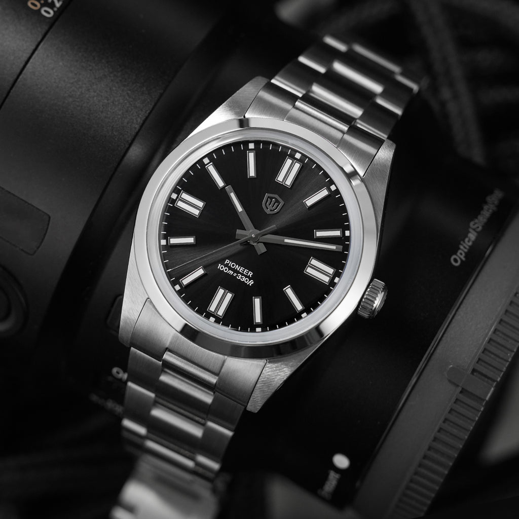 EU Pre-Owned Watchdives WD1016B 37mm Pioneer VH31 Men Watch