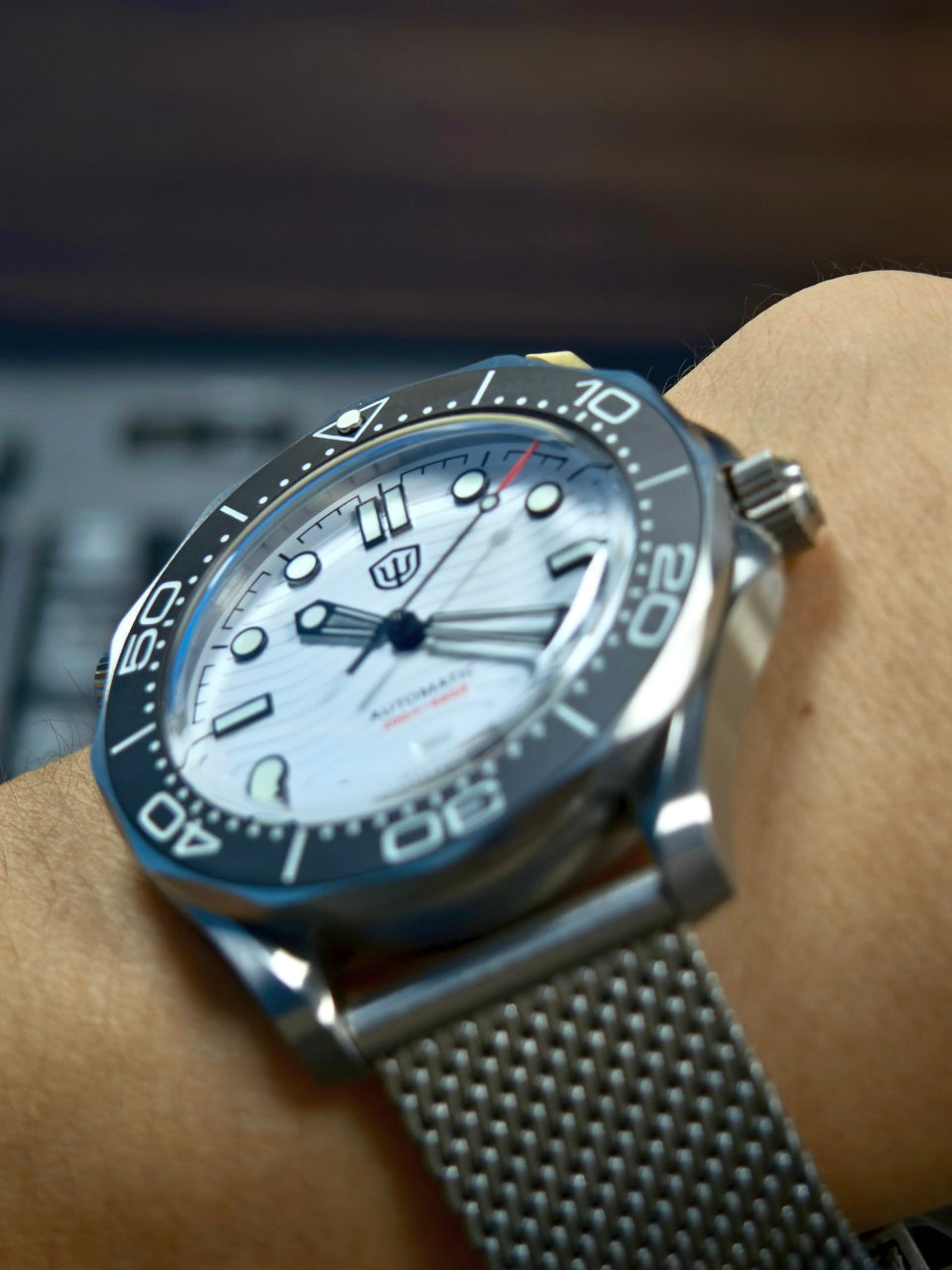 EU Pre-Owned Watchdives WD007 Top Hat Sapphire PT5000 Titanium Dive Watch