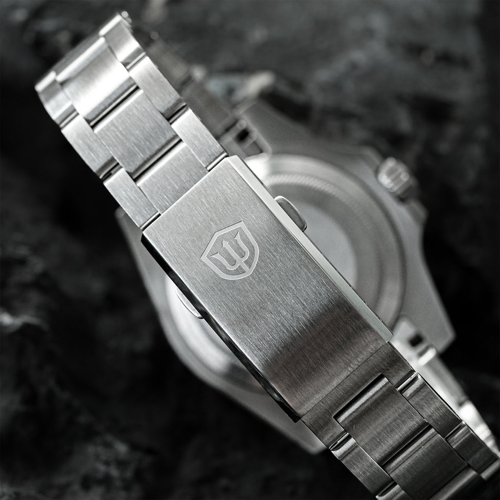 EU Pre-Owned Watchdives WD16760 NH34 Sub GMT Watch V2