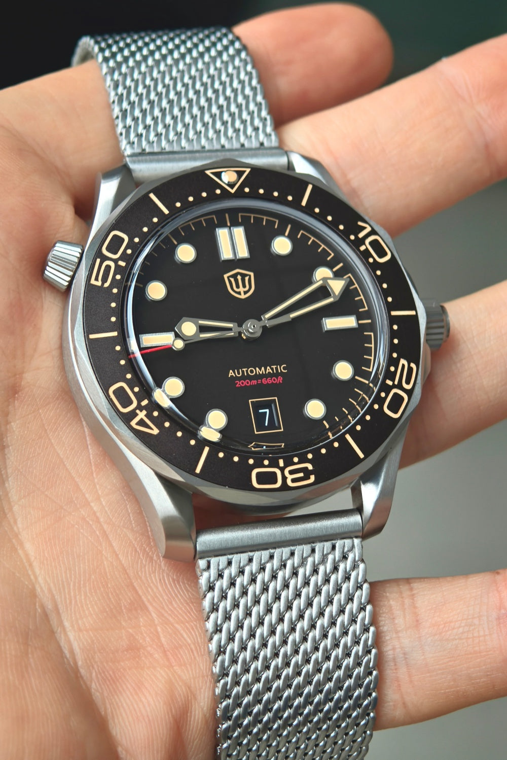 US Pre-Owned Watchdives WD007 Top Hat Sapphire PT5000/SL3001 Titanium Dive Watch